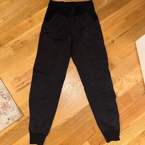 Black lululemon dance Jogger Pants
